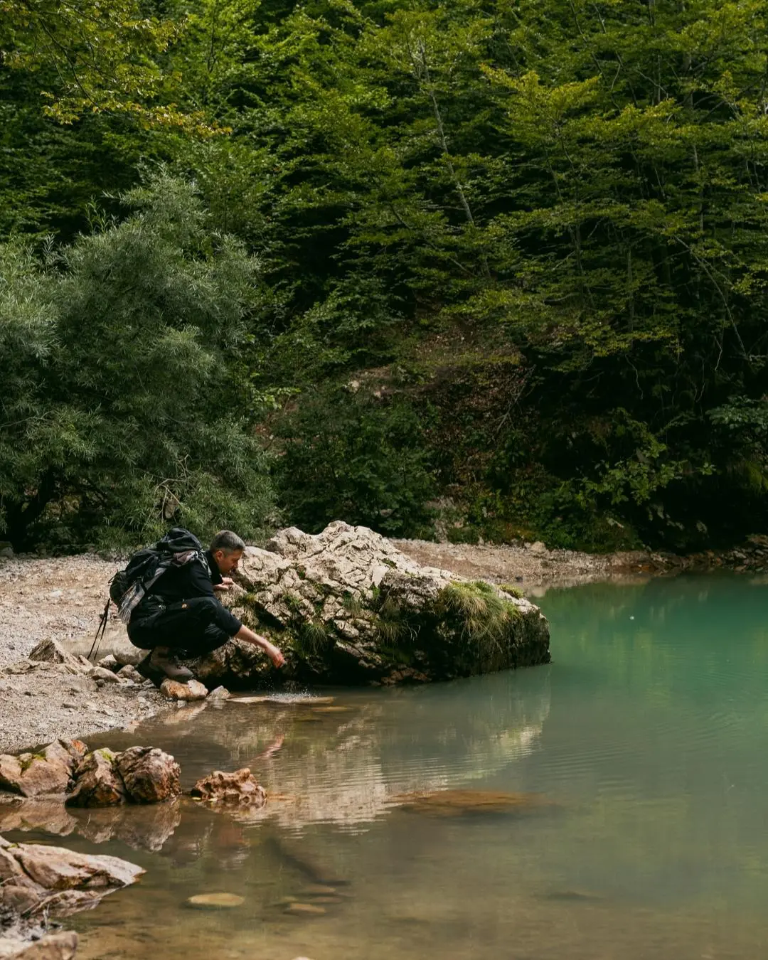 Trek dans les Balkans - Yeux bleus