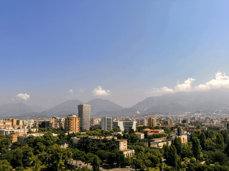 Photo de Tirana en Albanie - Balkan Trail